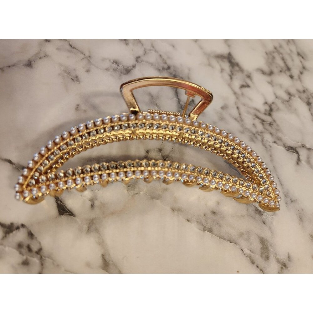 Elegant Gold Tone & Faux Pearl Hair Claw Clip